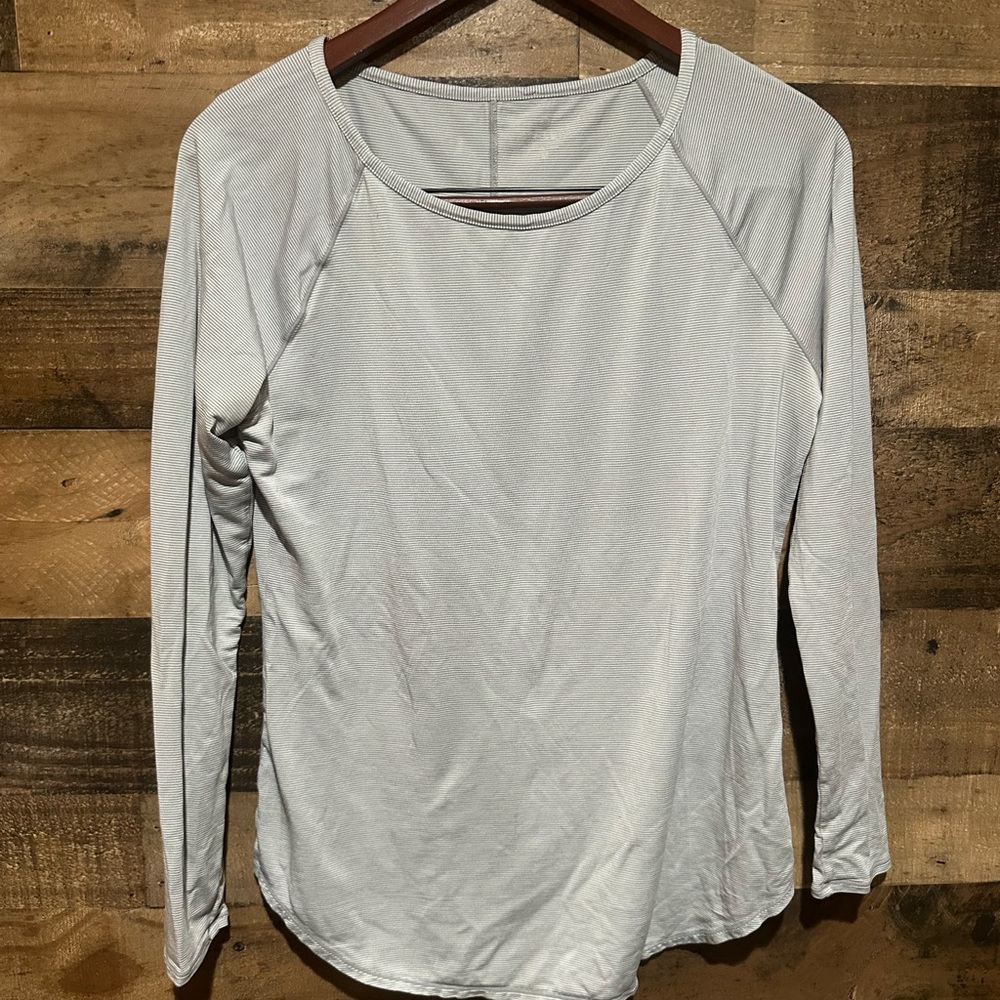 ATHLETA medium micro stripe long sleeve gray womens